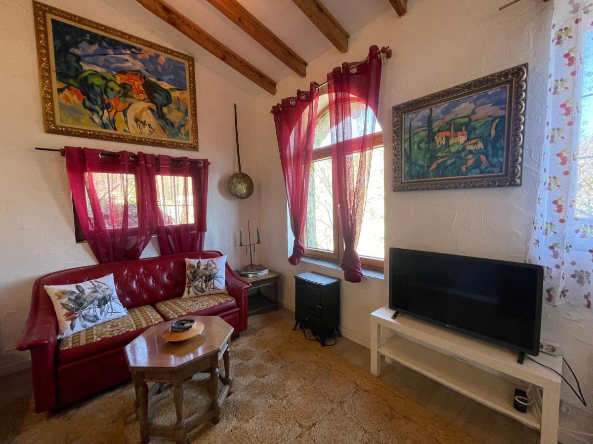 Casa Fidelina II Miraflores De La Sierra Eksteriør billede