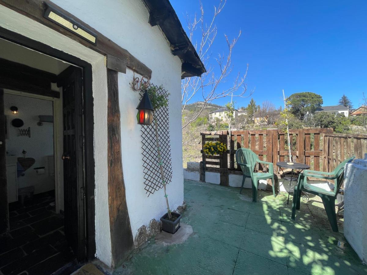 Casa Fidelina II Miraflores De La Sierra Eksteriør billede
