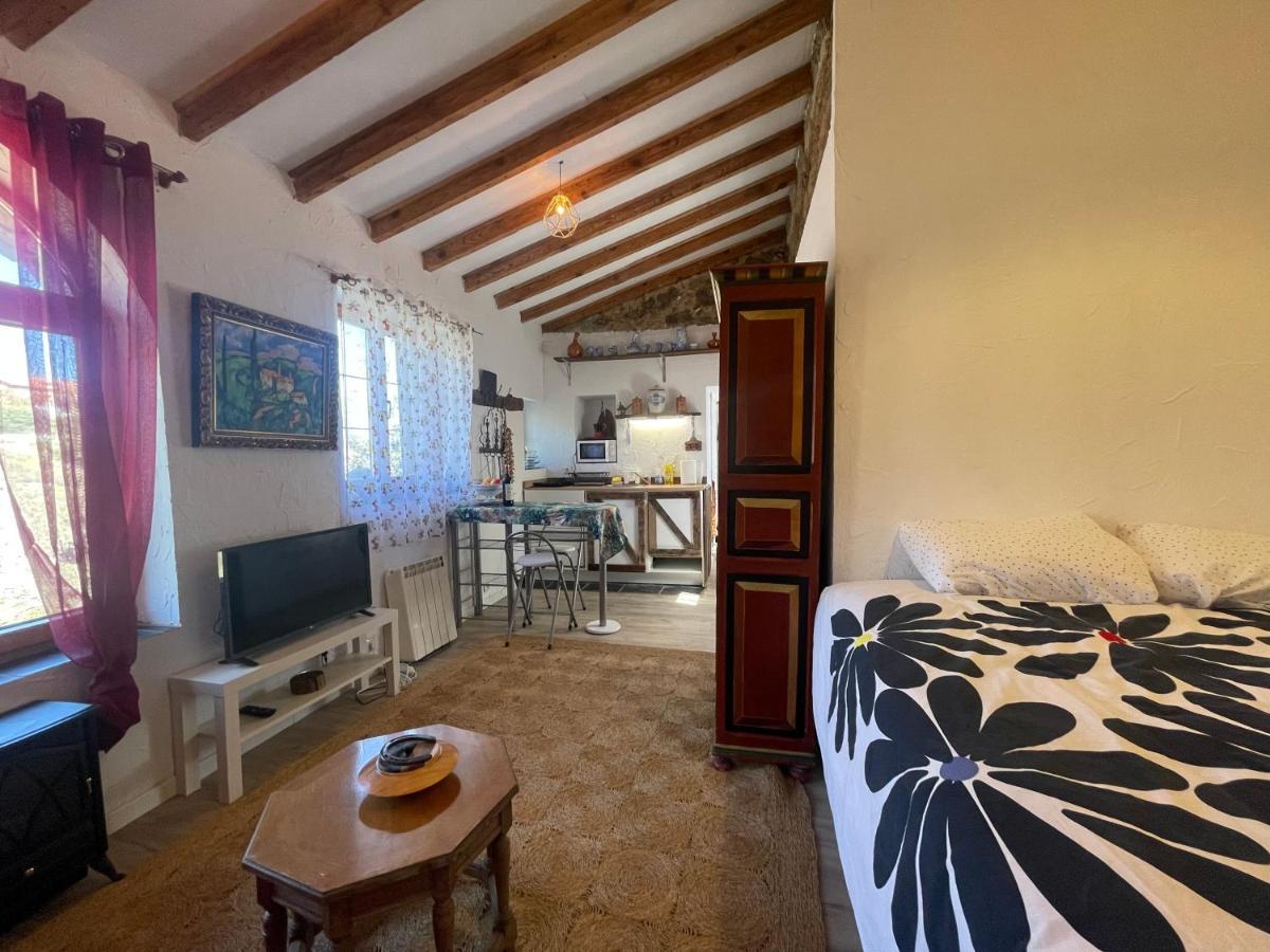 Casa Fidelina II Miraflores De La Sierra Eksteriør billede