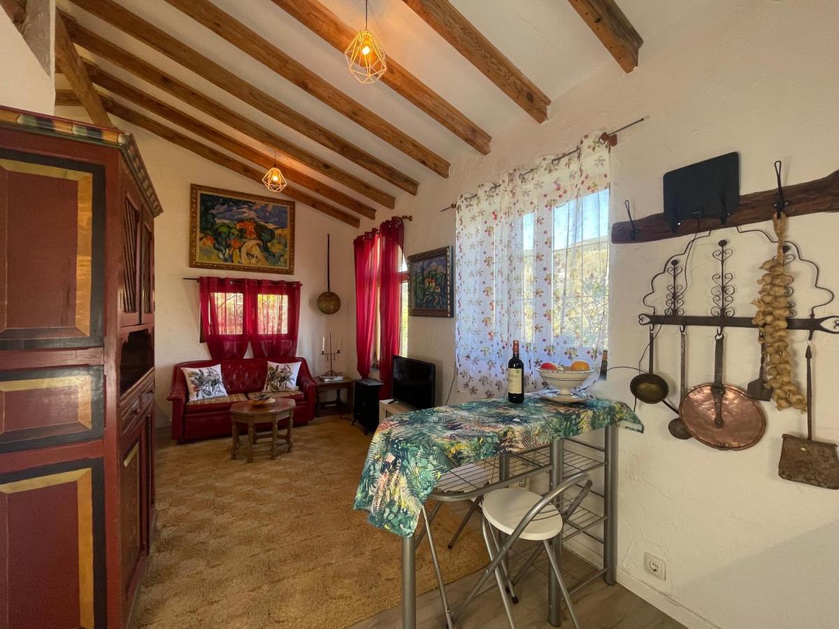 Casa Fidelina II Miraflores De La Sierra Eksteriør billede